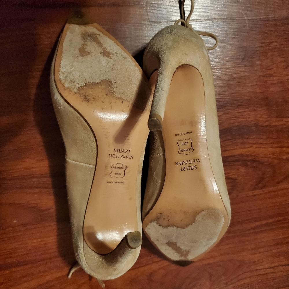 Stuart Weitzman Tan Heels - Picture 5 of 5